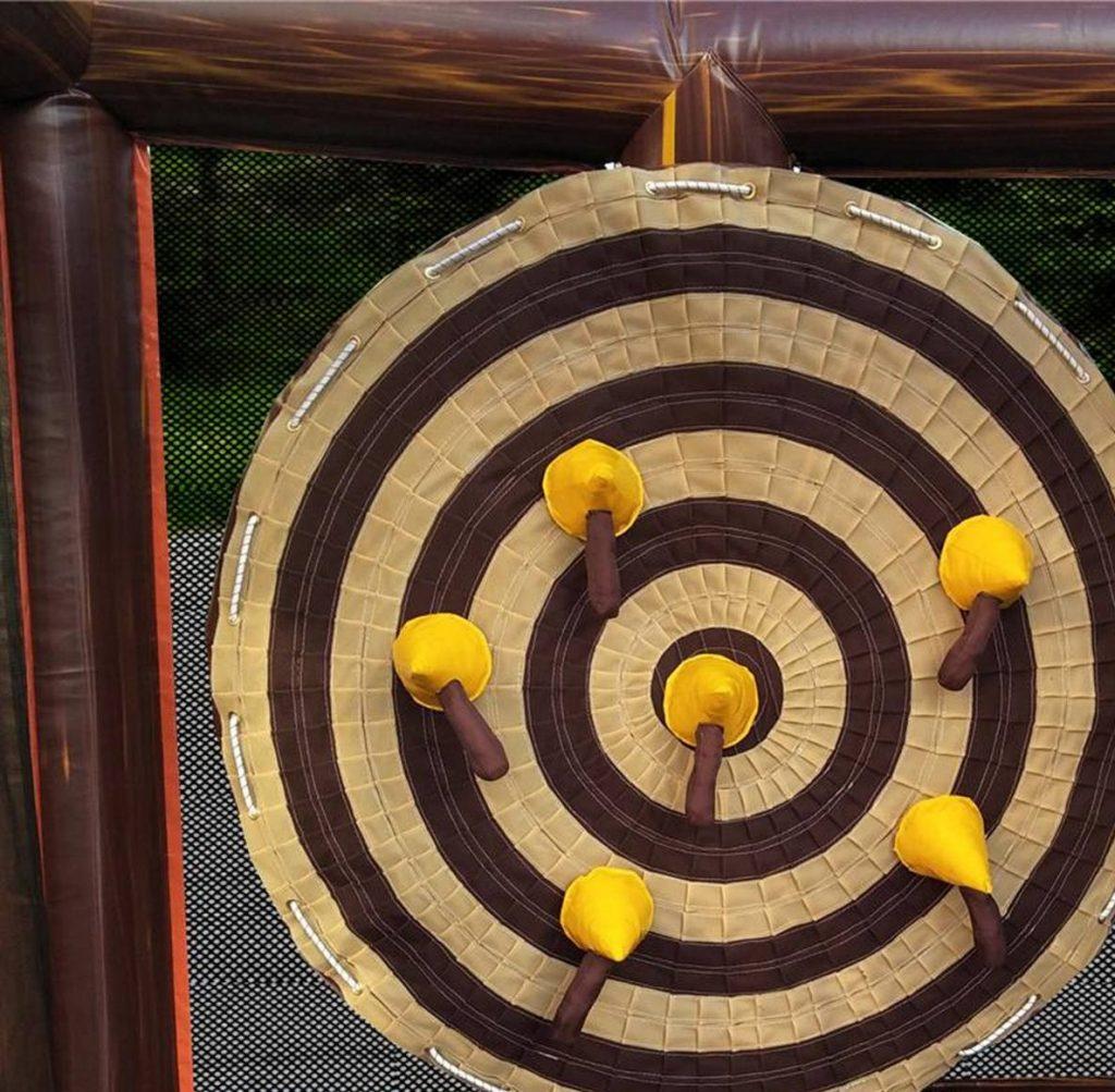 Axe throwing2 1024x1003